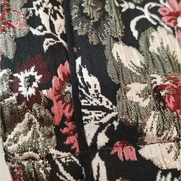 Maeve | Black & Metallic Floral Motif Ankle Pants Sz 0 - Picture 8 of 8